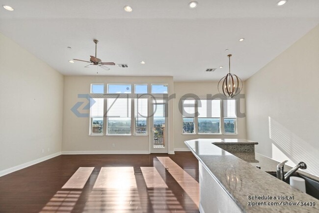 Photo - 6495 Bayview Dr