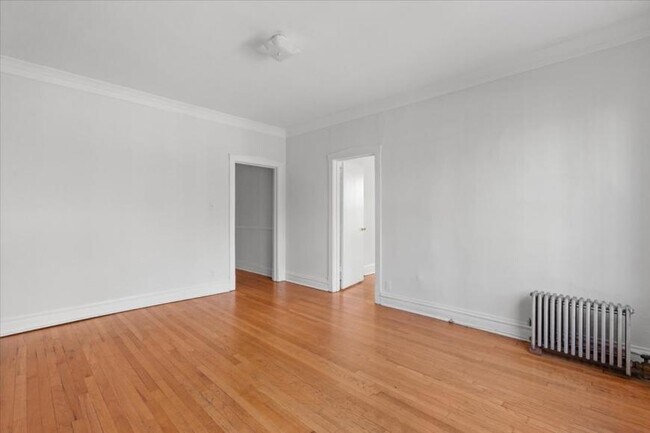 Photo - 3 bedroom in Chicago IL 60614 Unit 2