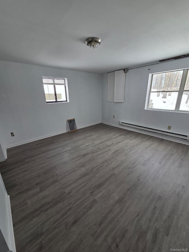 Photo - 135 Shawanga Lodge Rd