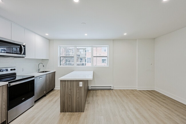 Photo - Liberty Court