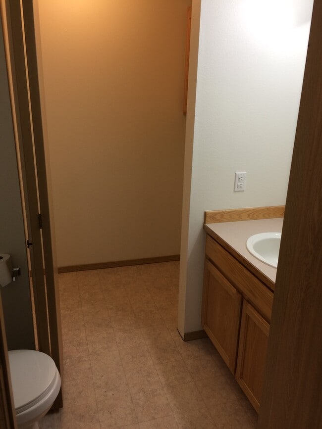 Photo - 5475 Glenridge Way