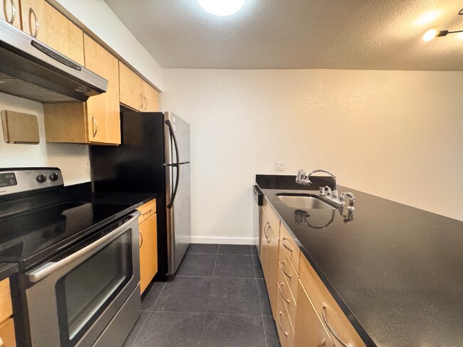 Photo - 840 NE 125th St Unidad 110