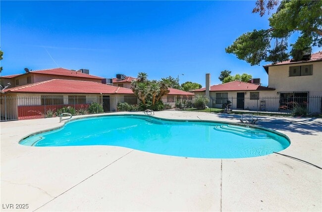 Photo - 5278 S Maryland Pkwy Condo Unit C