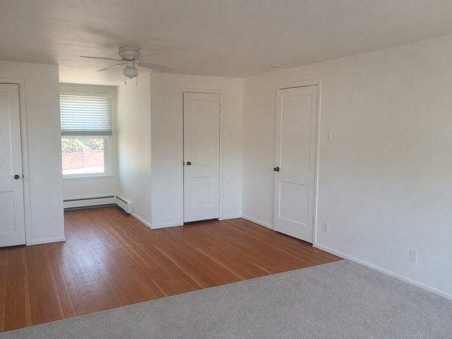 Photo - 700 W 17th St Unit 2