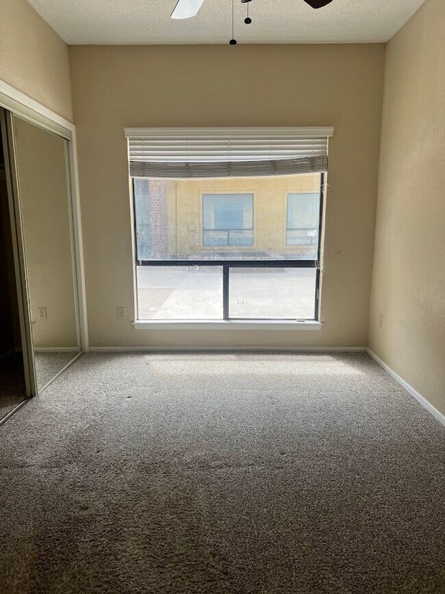 Photo - K225 - Croix #121 Unit 121