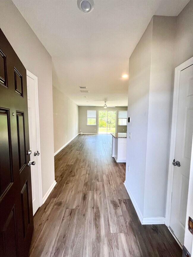 Photo - 150 Silver Fern Dr