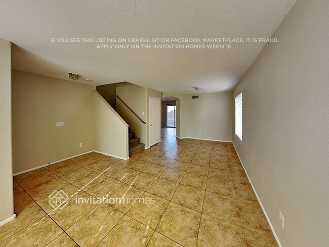 Photo - 16662 W Belleview St