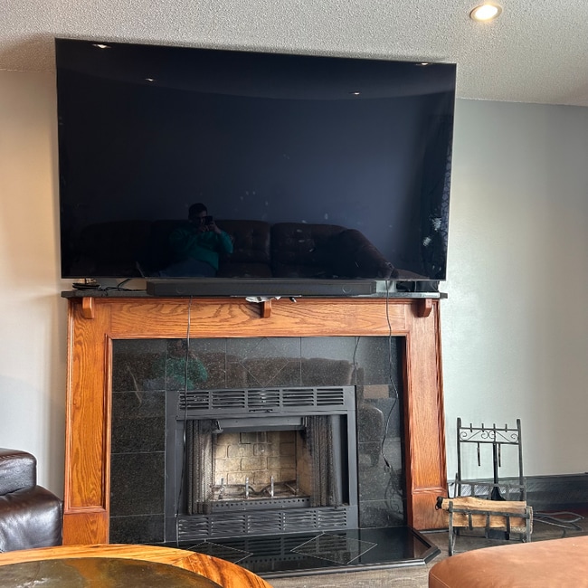 Photo - 153 1st St NE