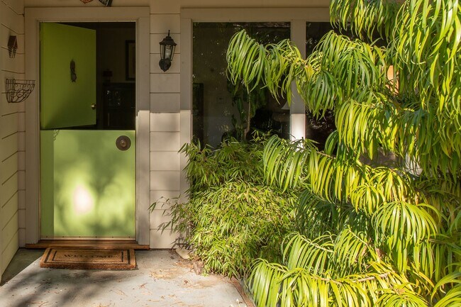 Photo - Adorable Carmel by the Sea Cottage! Lookin...