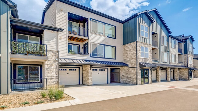 Exterior - Savanna Nine Mile