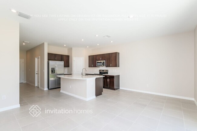 Photo - 6316 Willowside St