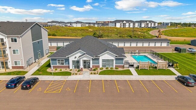 Building Photo - Yukon at Benson