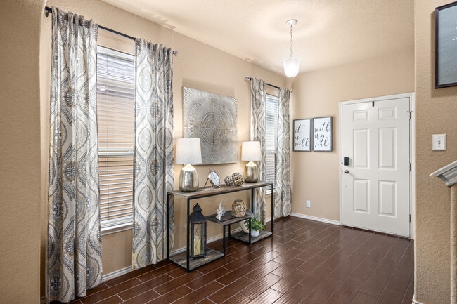 Photo - 7222 Sunny Day