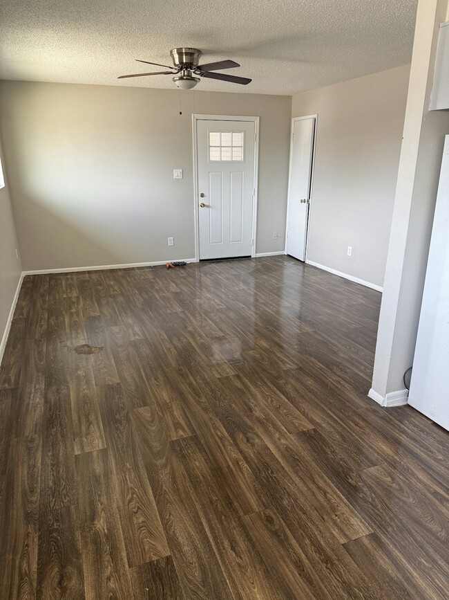 Photo - 4631 N 12th Ave