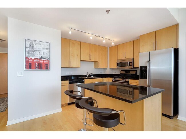 Photo - 929 Portland Ave Unidad 1702