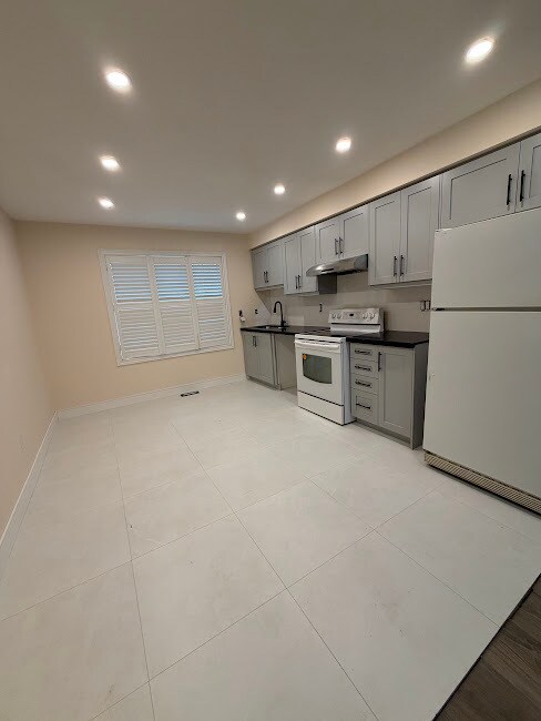 Photo - 8 Ed Quigg Way