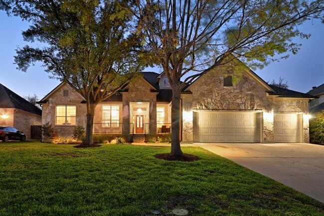 Building Photo - 131 Eaton Ln
