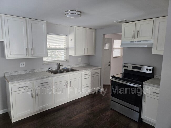 Building Photo - 6131 George Wood Ln W