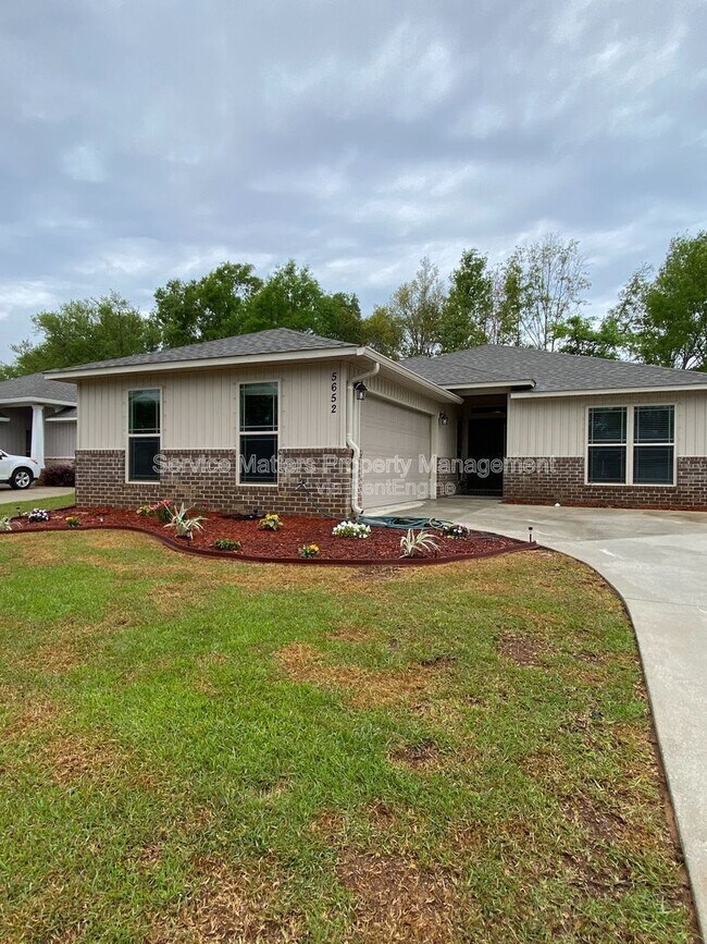 Photo - 5652 Peach Dr