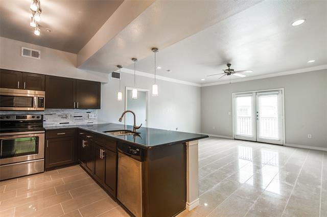 Photo - 3102 Kings Rd Unidad 3303