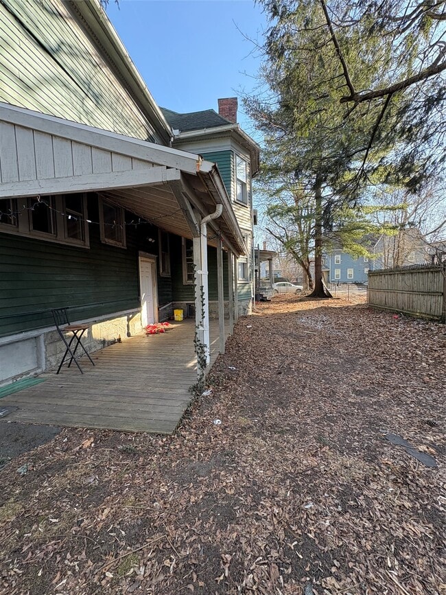 Photo - 171 Chapin St