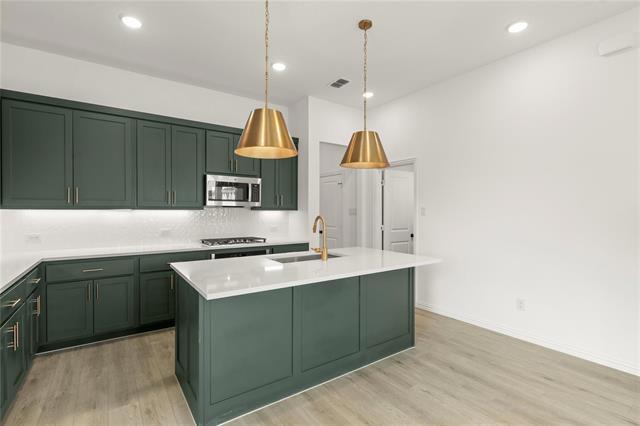 Photo - 921 Janwood Dr