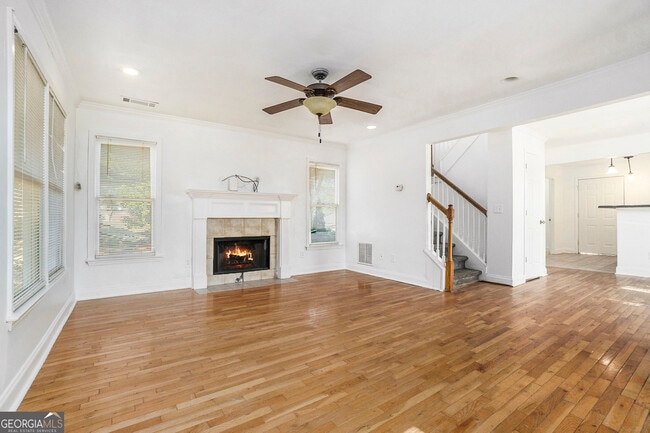 Photo - 719 Magnolia St NW