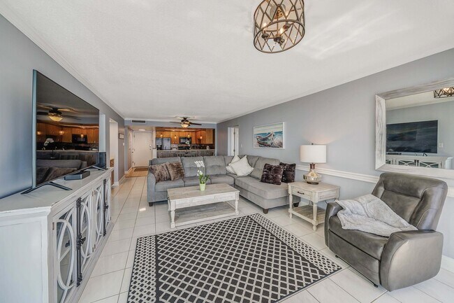 Photo - Lagoon Towers Unit 603