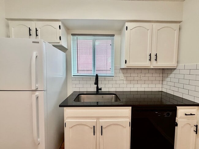 Photo - Immaculately Improved 2 Bedroom / 1 Bathroom Duplex & Immediately Available!