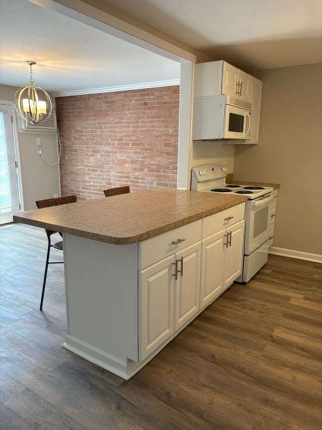 Photo - Village of Fayetteville Townhouse for Rent