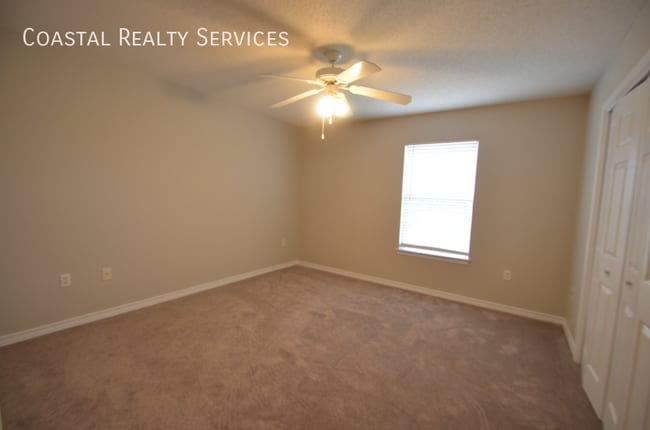 Photo - 168 5th Ave