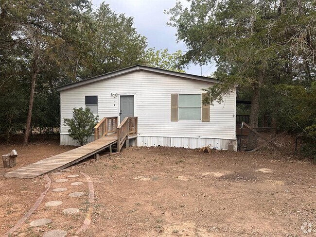 Building Photo - 302 Lone Star Rd Rental