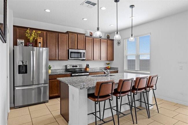 Photo - 5640 Camilla St