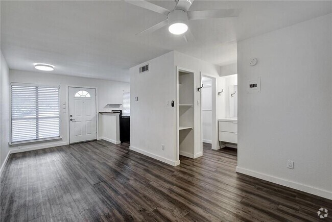 Building Photo - 4111 Avenue A Unit 108 Rental