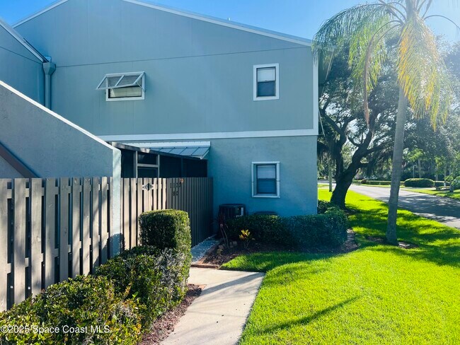 Photo - 1123 Breezy Way Unit 8c