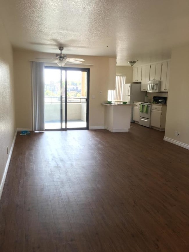 Chateau Spring Gardens Apartments