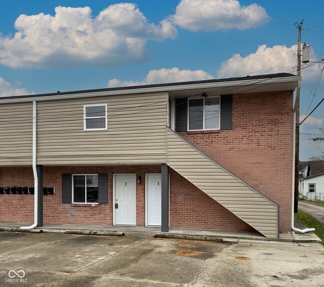Building Photo - 135 W Hendricks St Unit 8