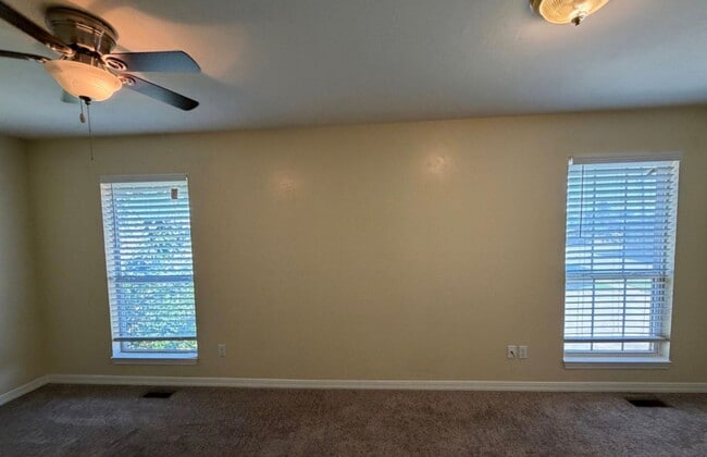 Photo - 2 Bed 1.5 Bath Bethany Schools