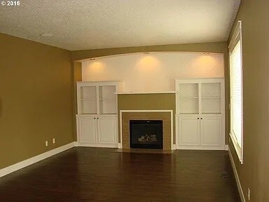 Photo - 1068 SE Bacarra St