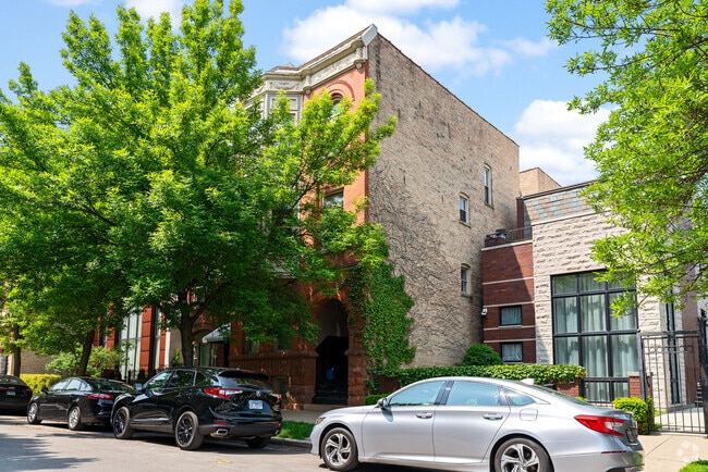 Building Photo - 524 N Armour St Rental