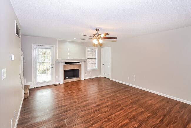 Photo - 4000 Windermere Dr