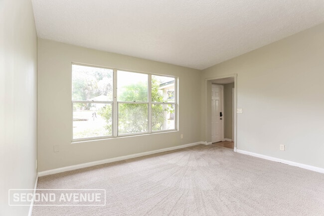 Photo - 8645 Samona Dr W