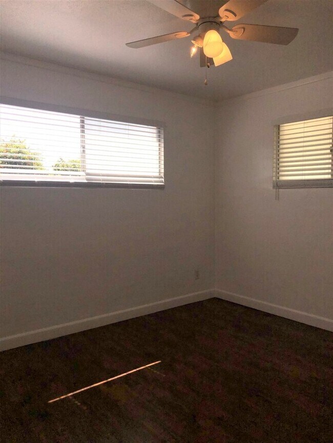 Photo - Cute 2 Bedroom Duplex Apartment in Chandler