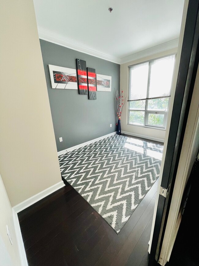 Photo - 711 Cosmopolitan Dr NE Unit 233