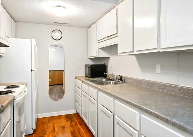 Photo - 3037 SW Lydia Ave Unidad 103