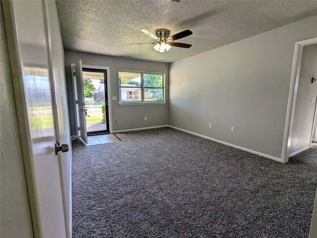 Photo - 504 NE 18th St