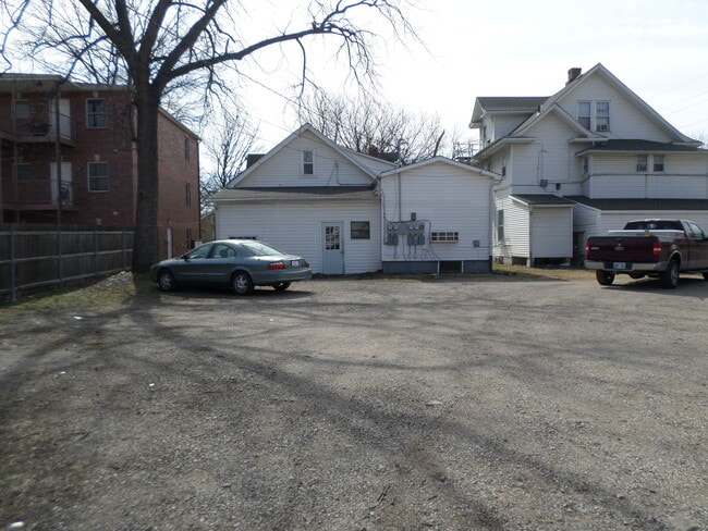 Photo - Vattier 1124-1126 Unit Vattier 1126 #Attic