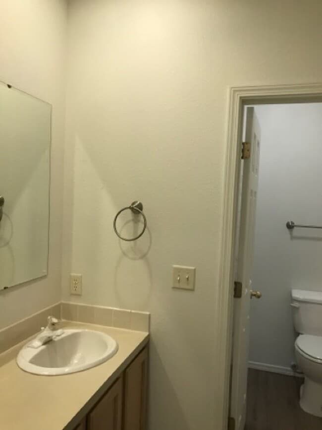 Photo - 626 Windemere Cir