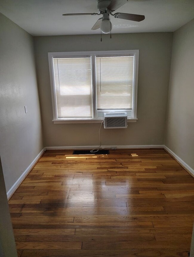 Photo - 2 Bed, 1 Bath Home for Rent
