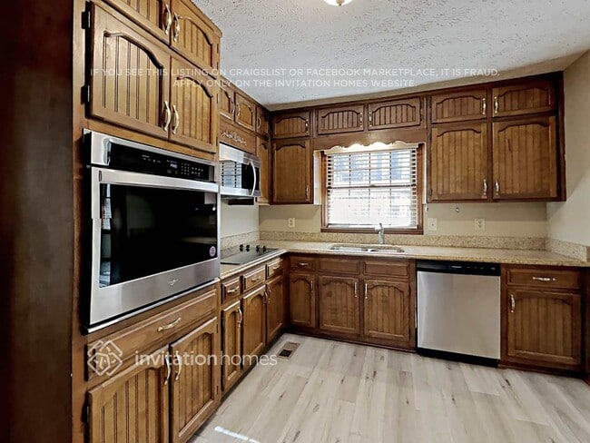 Photo - 542 Kenwood Rd